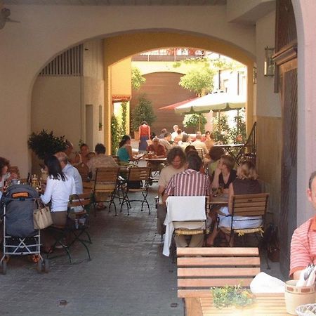 Gasthof Zum Weissen Lamm زومرآخ المظهر الخارجي الصورة
