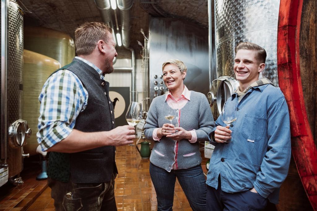 Gasthof Zum Weissen Lamm زومرآخ المظهر الخارجي الصورة